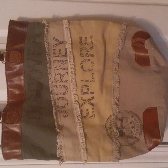 Mona B LARGE Discover Journey Explore Tote - Picture 2 of 10